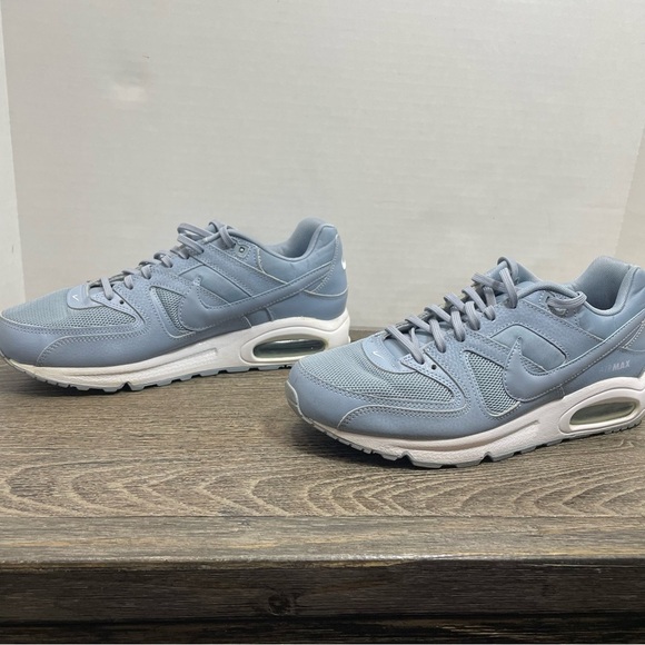 Nike Air Women’s Light Blue Air Max Sneakers. Running. Size 11. Pre-owned. - Picture 3 of 8